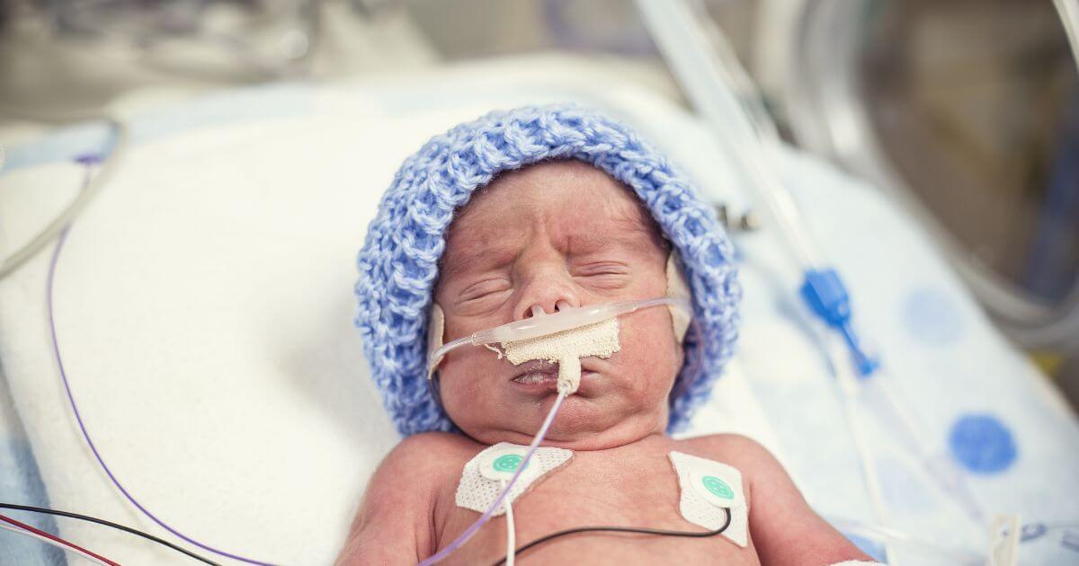 Baby born 16 weeks early goes home 12 days before his original due date
