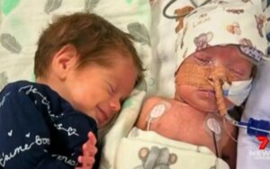 Tiny premmie twins born 13 weeks early make it home for Christmas